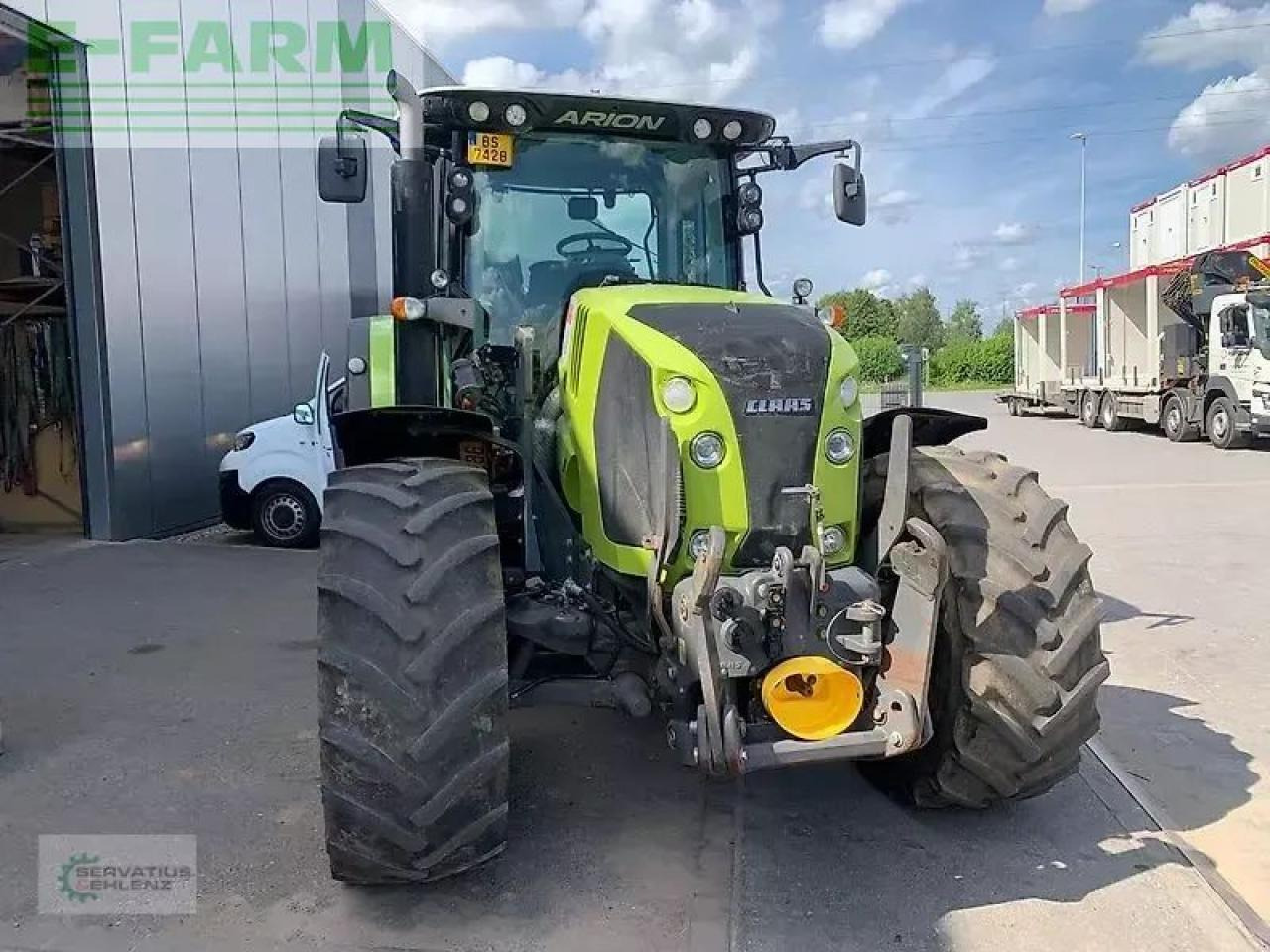 CLAAS arion 650 cebis hexa mit fronthydraulik + zapfwelle CEBIS - Farm tractor: picture 1 CLAAS arion 650 cebis hexa mit fronthydraulik + zapfwelle CEBIS - Farm tractor: picture 1