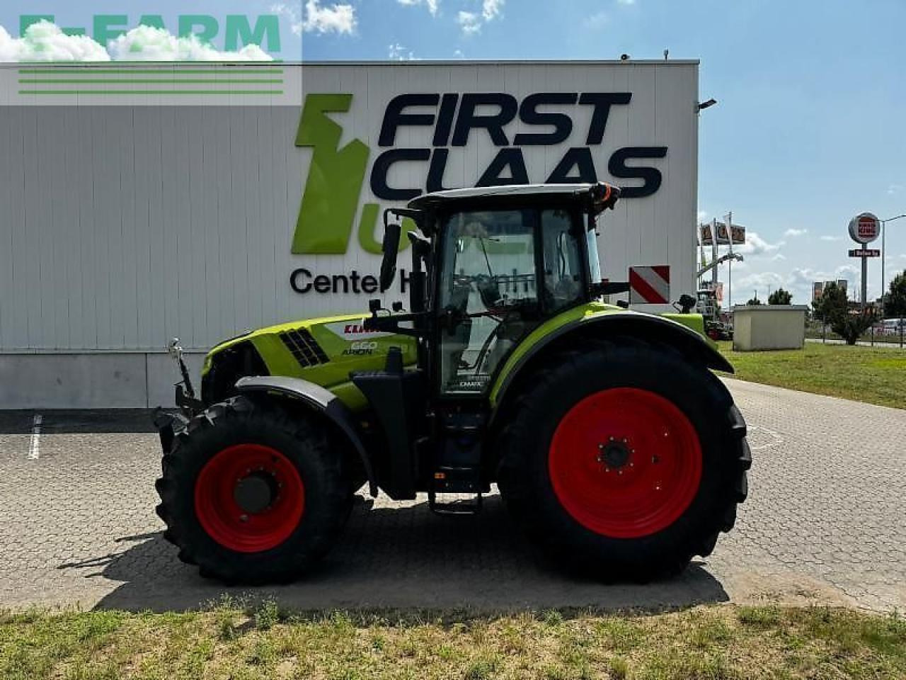 CLAAS arion 660 cmatic - Farm tractor: picture 2 CLAAS arion 660 cmatic - Farm tractor: picture 2