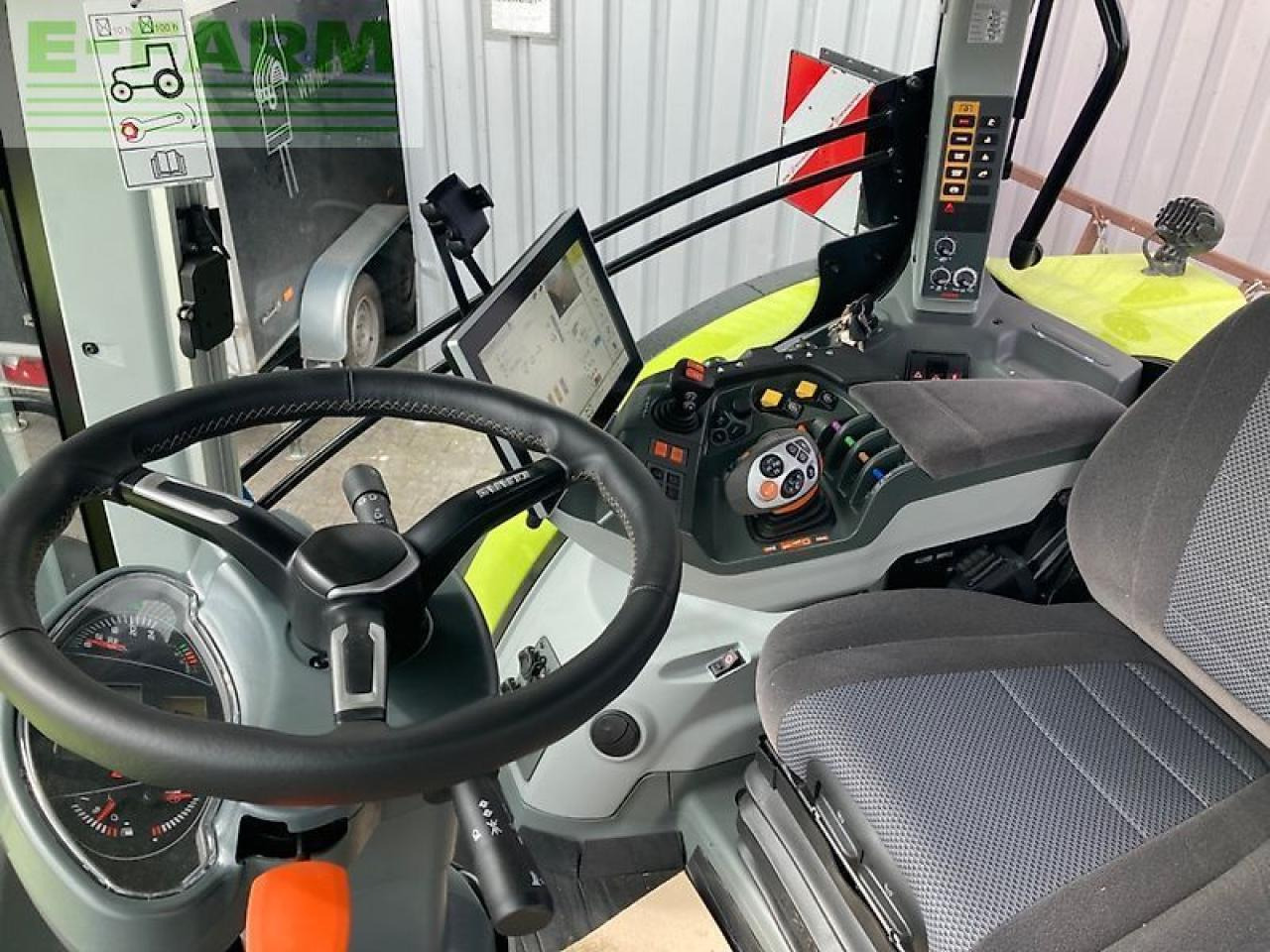 CLAAS arion 660 cmatic - Farm tractor: picture 4 CLAAS arion 660 cmatic - Farm tractor: picture 4