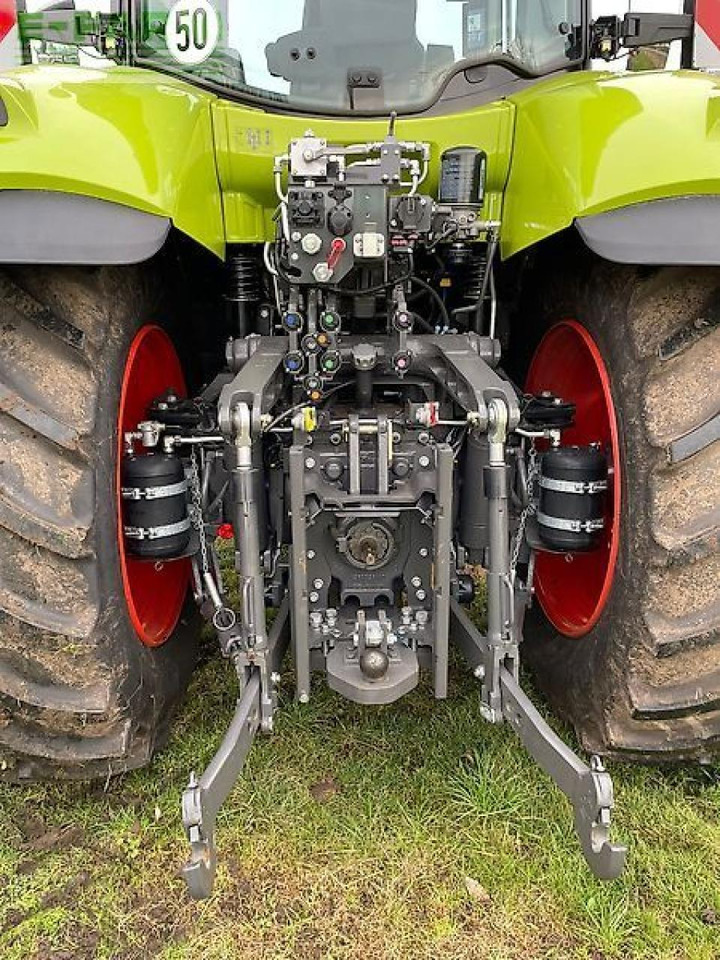 Farm tractor CLAAS axion 800: picture 6