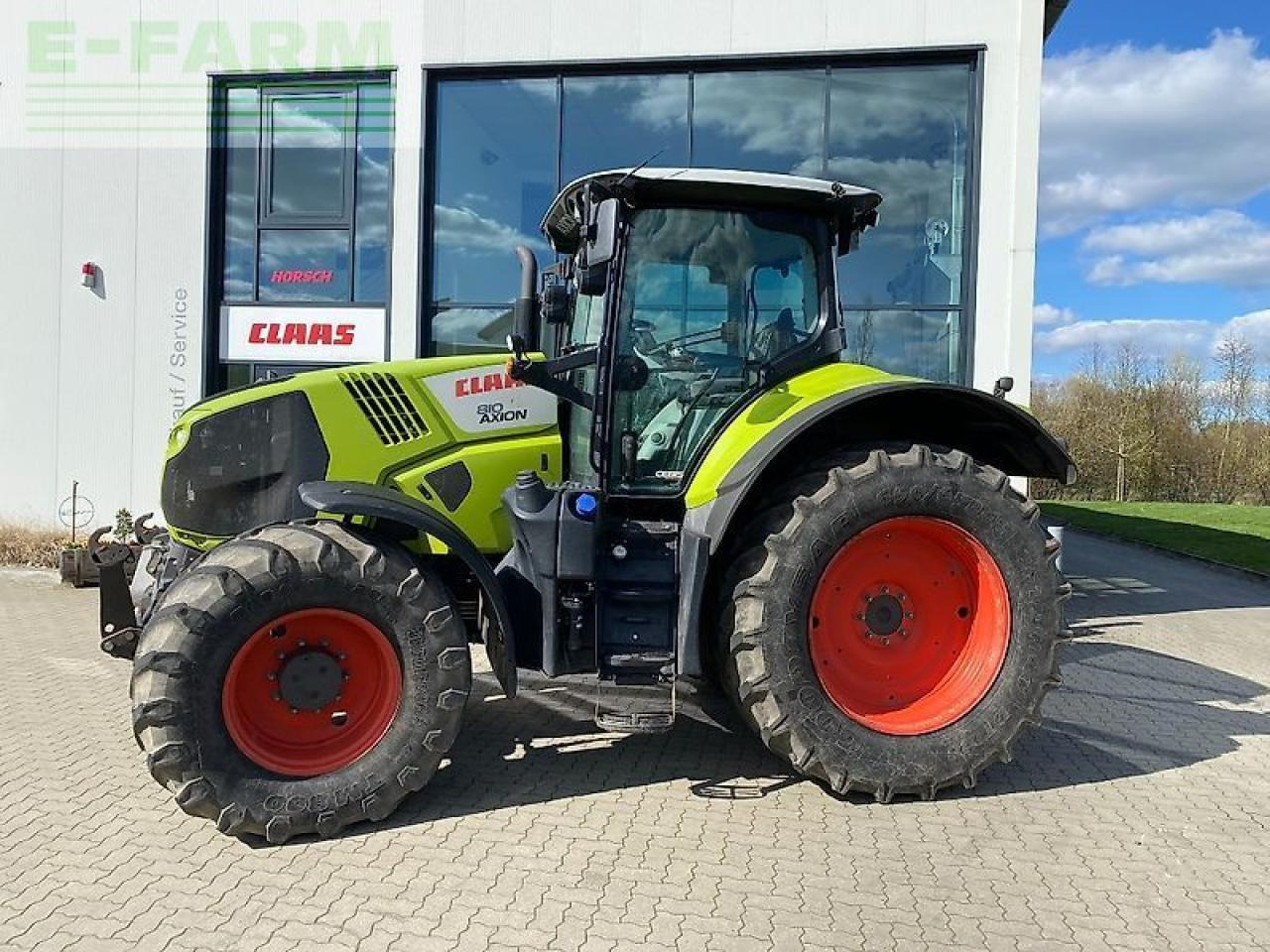 CLAAS axion 810 - Farm tractor: picture 1 CLAAS axion 810 - Farm tractor: picture 1