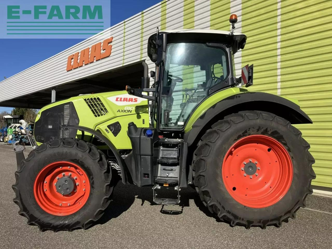 CLAAS axion 810 cis - Farm tractor: picture 3 CLAAS axion 810 cis - Farm tractor: picture 3