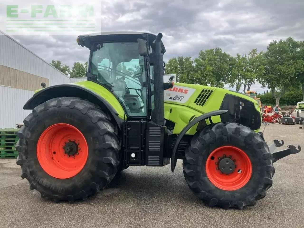 CLAAS axion 830 cis - Farm tractor: picture 4 CLAAS axion 830 cis - Farm tractor: picture 4