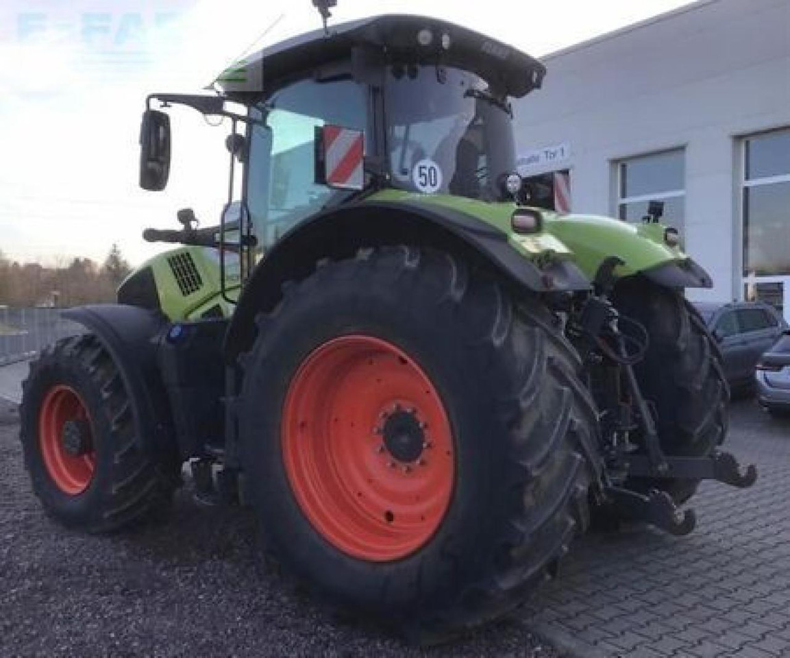 CLAAS axion 870 - Farm tractor: picture 4 CLAAS axion 870 - Farm tractor: picture 4