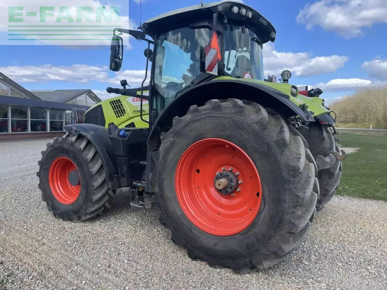 CLAAS axion 870 - Farm tractor: picture 2 CLAAS axion 870 - Farm tractor: picture 2