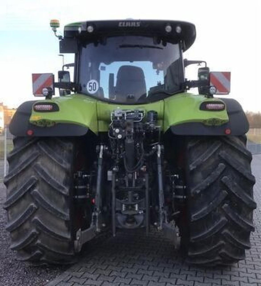 CLAAS axion 870 - Farm tractor: picture 5 CLAAS axion 870 - Farm tractor: picture 5