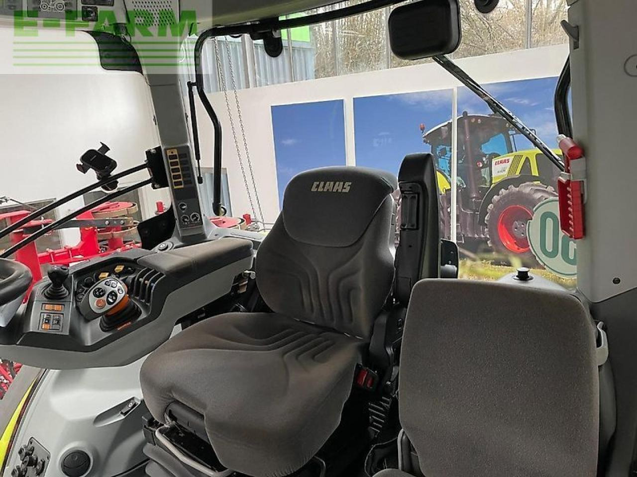 CLAAS axion 870 c-matic CMATIC - Farm tractor: picture 5 CLAAS axion 870 c-matic CMATIC - Farm tractor: picture 5