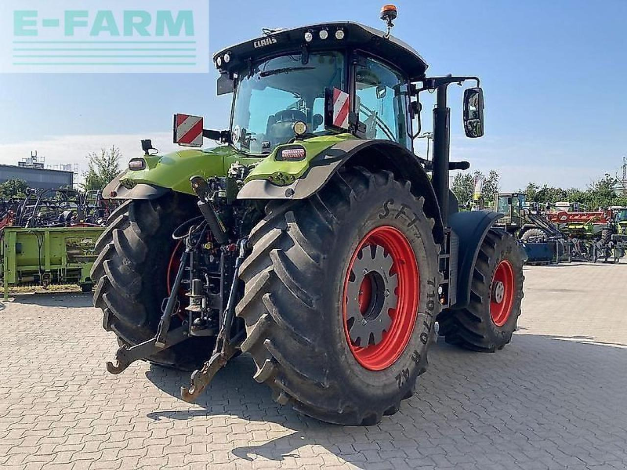 Farm tractor CLAAS axion 870 cmatic CMATIC: picture 6