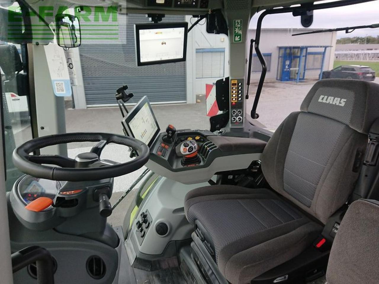 CLAAS axion 870 cmatic cebis CMATIC CEBIS - Farm tractor: picture 5 CLAAS axion 870 cmatic cebis CMATIC CEBIS - Farm tractor: picture 5