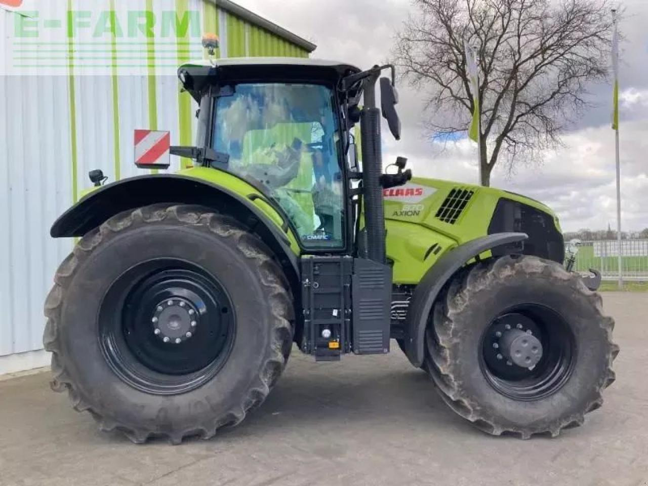 CLAAS axion 870 cmatic cebis CMATIC CEBIS - Farm tractor: picture 4 CLAAS axion 870 cmatic cebis CMATIC CEBIS - Farm tractor: picture 4