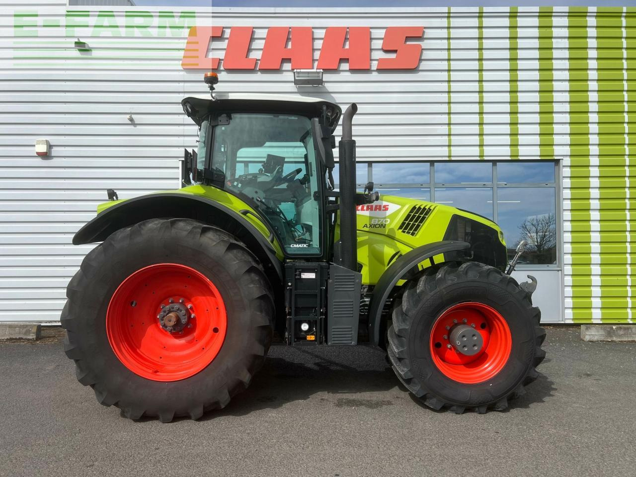 CLAAS axion 870 cmatic s5 sur mesure CMATIC - Farm tractor: picture 2 CLAAS axion 870 cmatic s5 sur mesure CMATIC - Farm tractor: picture 2