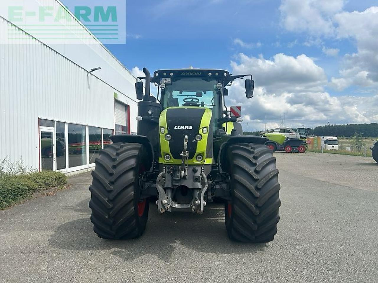 CLAAS axion 960 - Farm tractor: picture 4 CLAAS axion 960 - Farm tractor: picture 4
