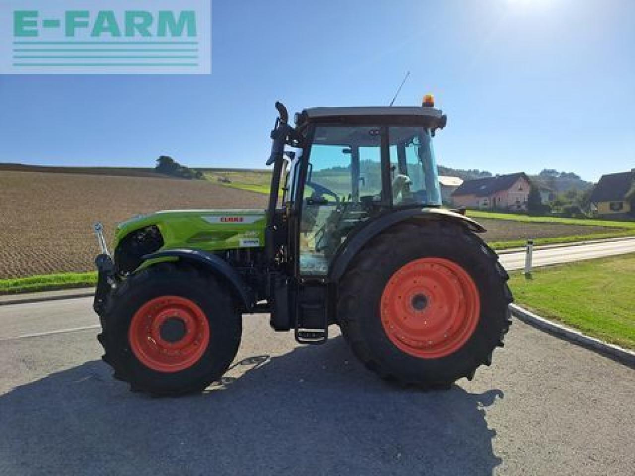 CLAAS axos 240 - Farm tractor: picture 3 CLAAS axos 240 - Farm tractor: picture 3