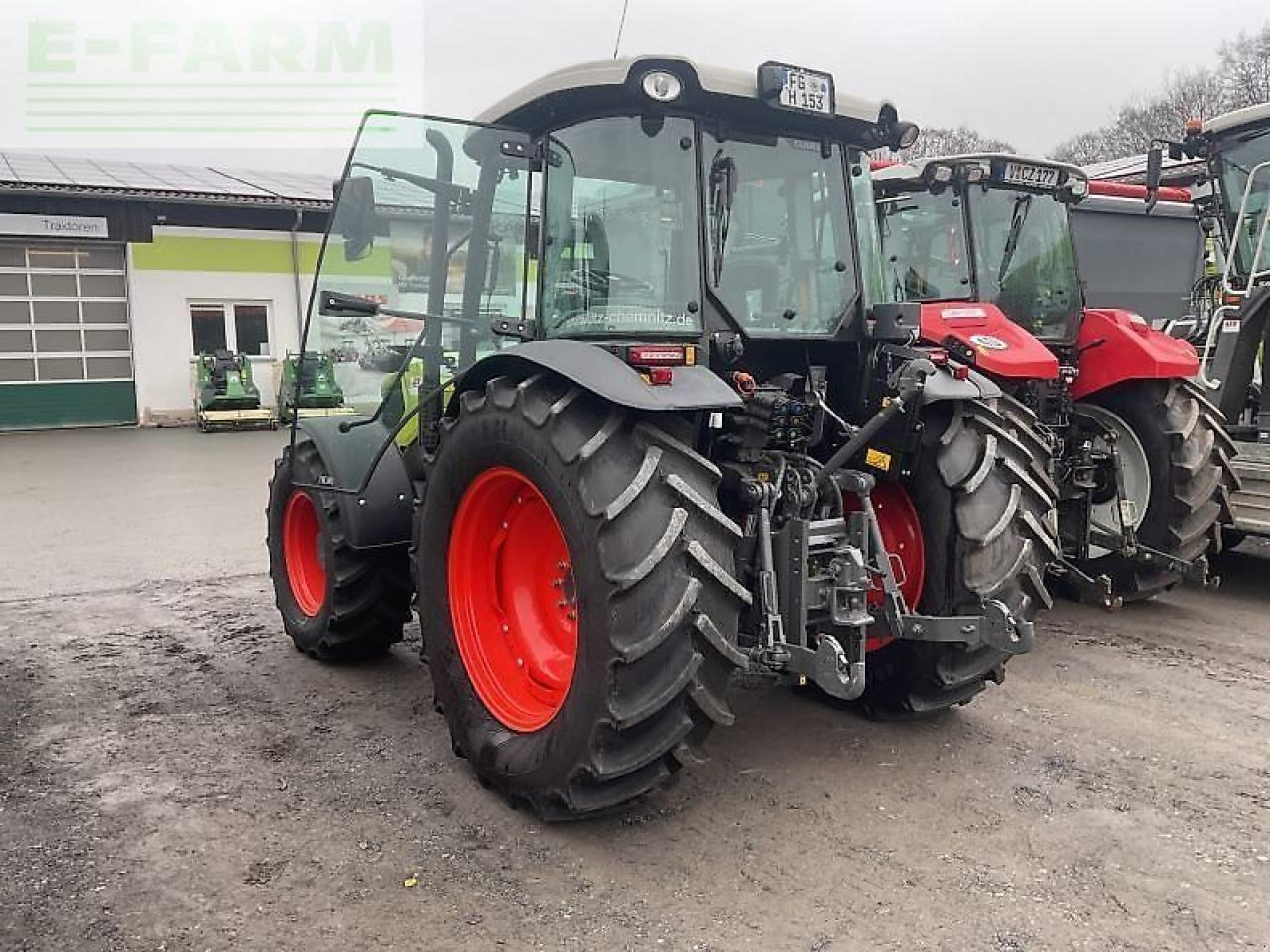 CLAAS axos 240 advanced claas trakto - Farm tractor: picture 4 CLAAS axos 240 advanced claas trakto - Farm tractor: picture 4