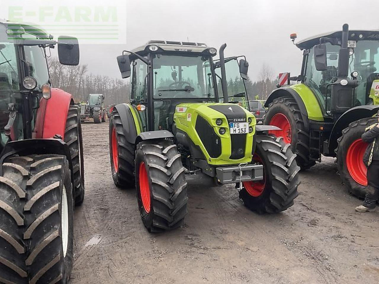 CLAAS axos 240 advanced claas trakto - Farm tractor: picture 1 CLAAS axos 240 advanced claas trakto - Farm tractor: picture 1