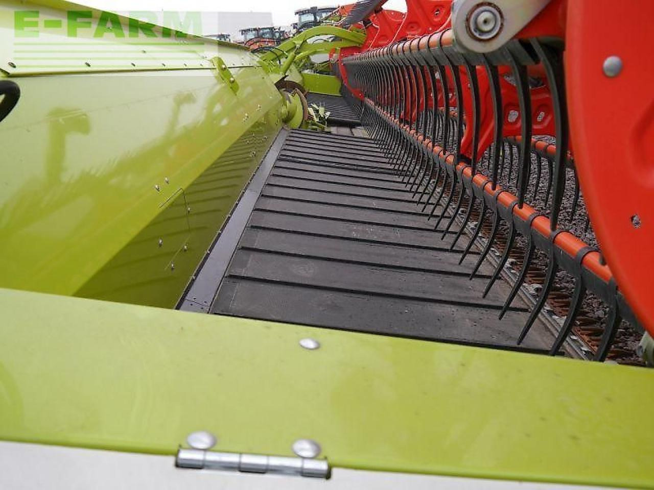 CLAAS convio 1380 + transportwagen - Forage harvester attachment: picture 5 CLAAS convio 1380 + transportwagen - Forage harvester attachment: picture 5