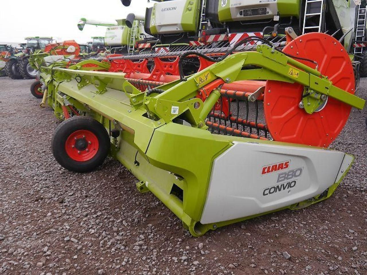 CLAAS convio 1380 + transportwagen - Forage harvester attachment: picture 4 CLAAS convio 1380 + transportwagen - Forage harvester attachment: picture 4