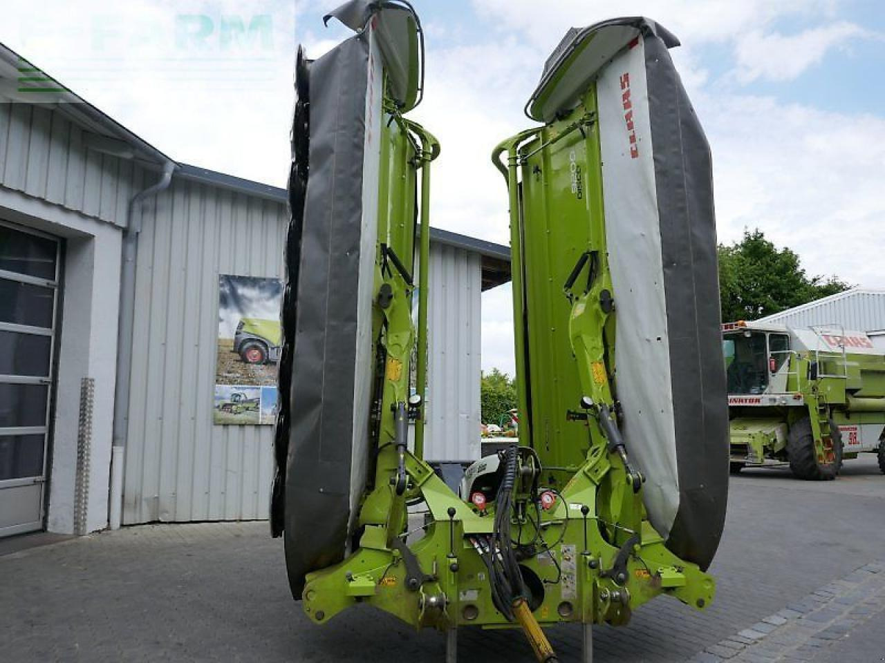CLAAS disco 9200 c auto swather - Mower: picture 1 CLAAS disco 9200 c auto swather - Mower: picture 1