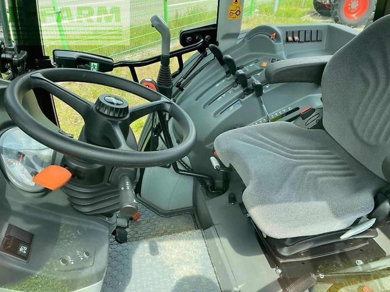 CLAAS elios 210 basic - Farm tractor: picture 4 CLAAS elios 210 basic - Farm tractor: picture 4