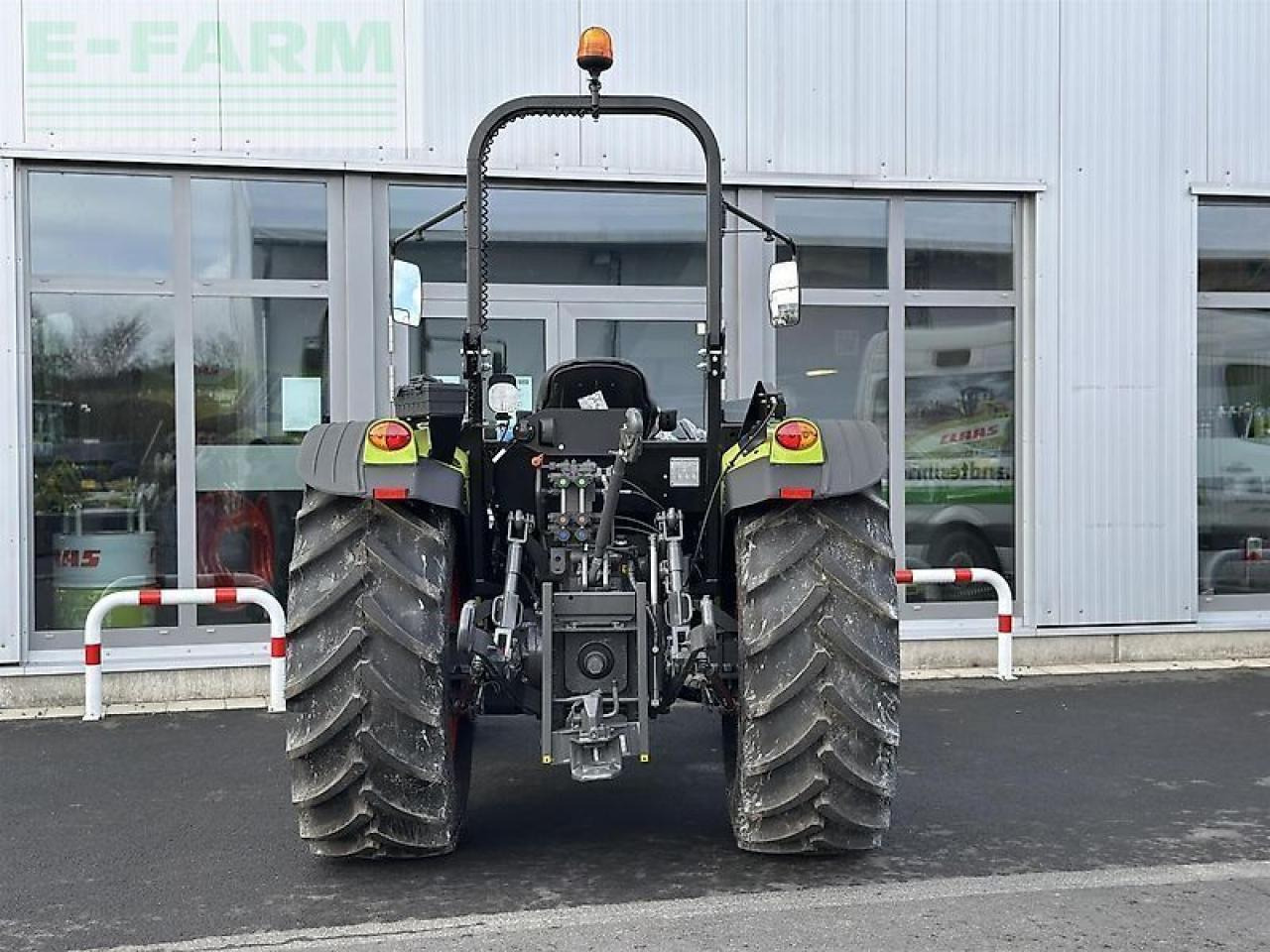 CLAAS elios 210 plattform - Farm tractor: picture 3 CLAAS elios 210 plattform - Farm tractor: picture 3