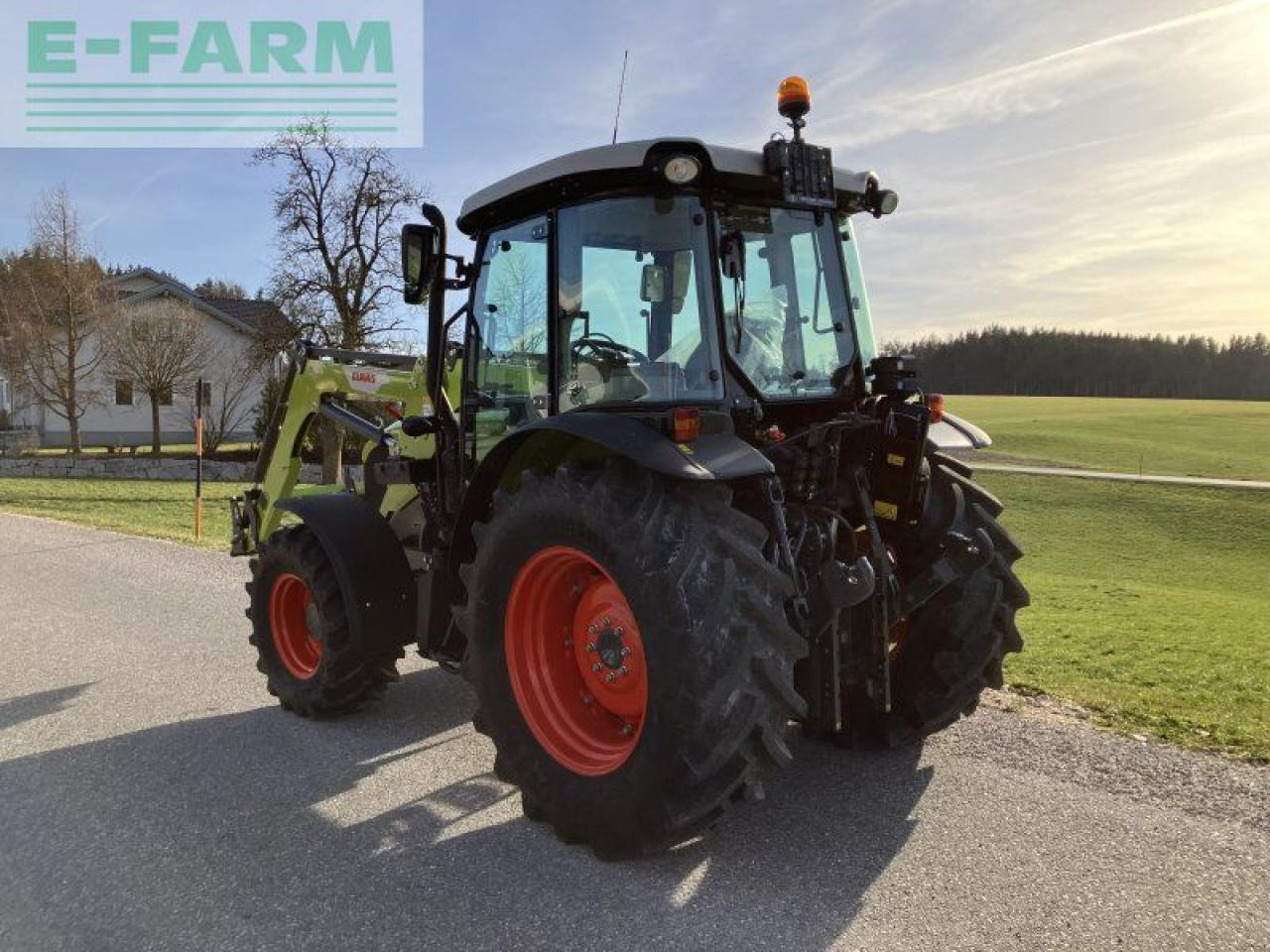 CLAAS elios 320 - Farm tractor: picture 3 CLAAS elios 320 - Farm tractor: picture 3