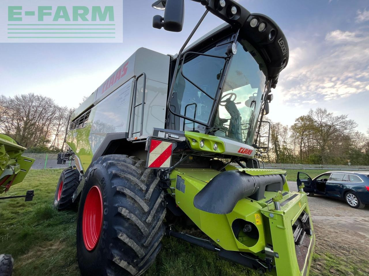 CLAAS lexion 5300 - Combine harvester: picture 3 CLAAS lexion 5300 - Combine harvester: picture 3