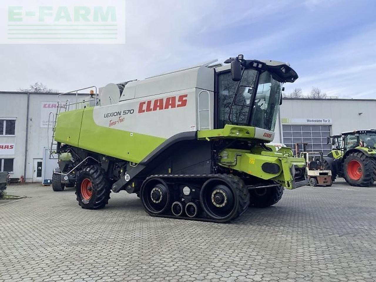 CLAAS lexion 570 tt mit v900+tw - Combine harvester: picture 1 CLAAS lexion 570 tt mit v900+tw - Combine harvester: picture 1