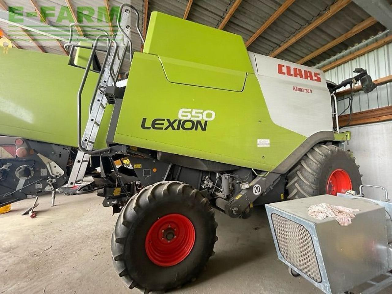 CLAAS lexion 650 - Combine harvester: picture 1 CLAAS lexion 650 - Combine harvester: picture 1
