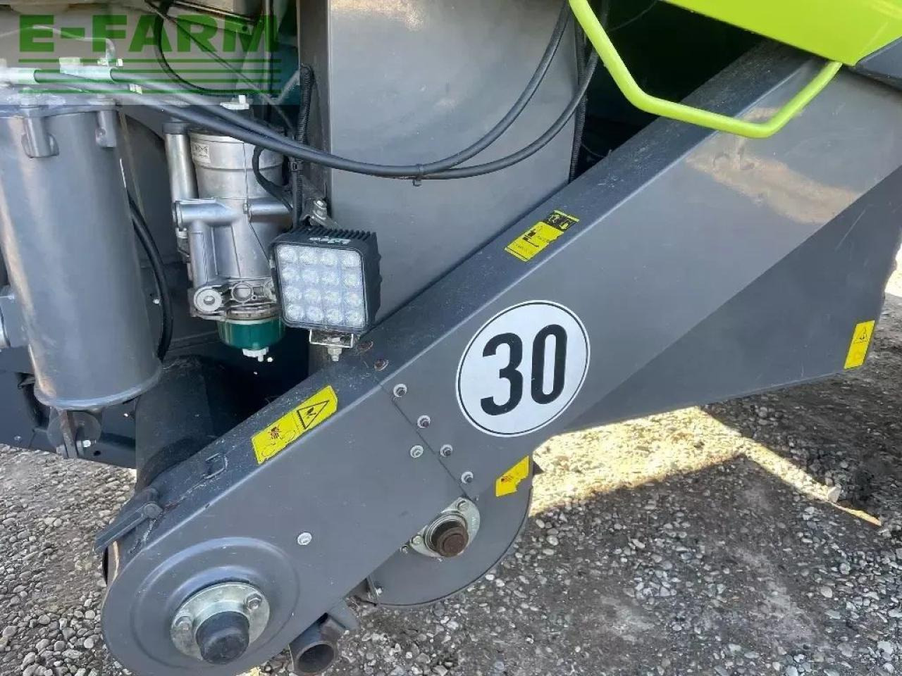 CLAAS lexion 660 - Combine harvester: picture 5 CLAAS lexion 660 - Combine harvester: picture 5