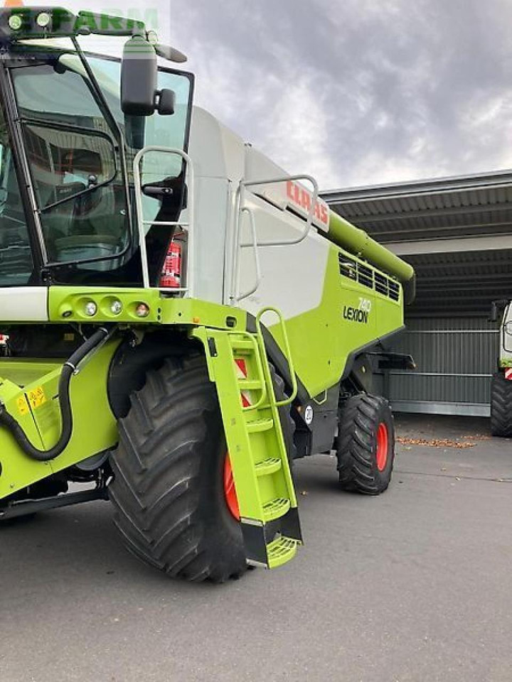CLAAS lexion 740 tier 4 - Combine harvester: picture 3 CLAAS lexion 740 tier 4 - Combine harvester: picture 3