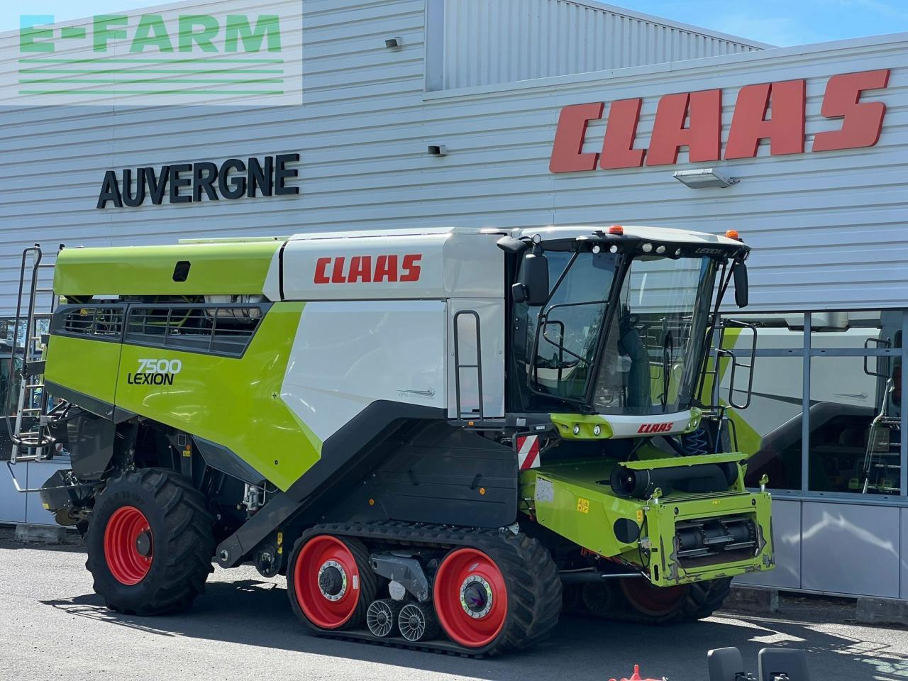 CLAAS lexion 7500 tt - Combine harvester: picture 1 CLAAS lexion 7500 tt - Combine harvester: picture 1