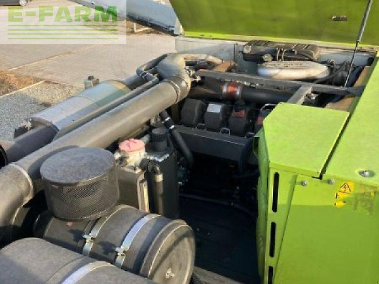 Combine harvester CLAAS lexion 760 tt terra trac: picture 18