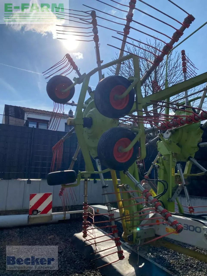 CLAAS liner 3000 - Tedder/ Rake: picture 2 CLAAS liner 3000 - Tedder/ Rake: picture 2