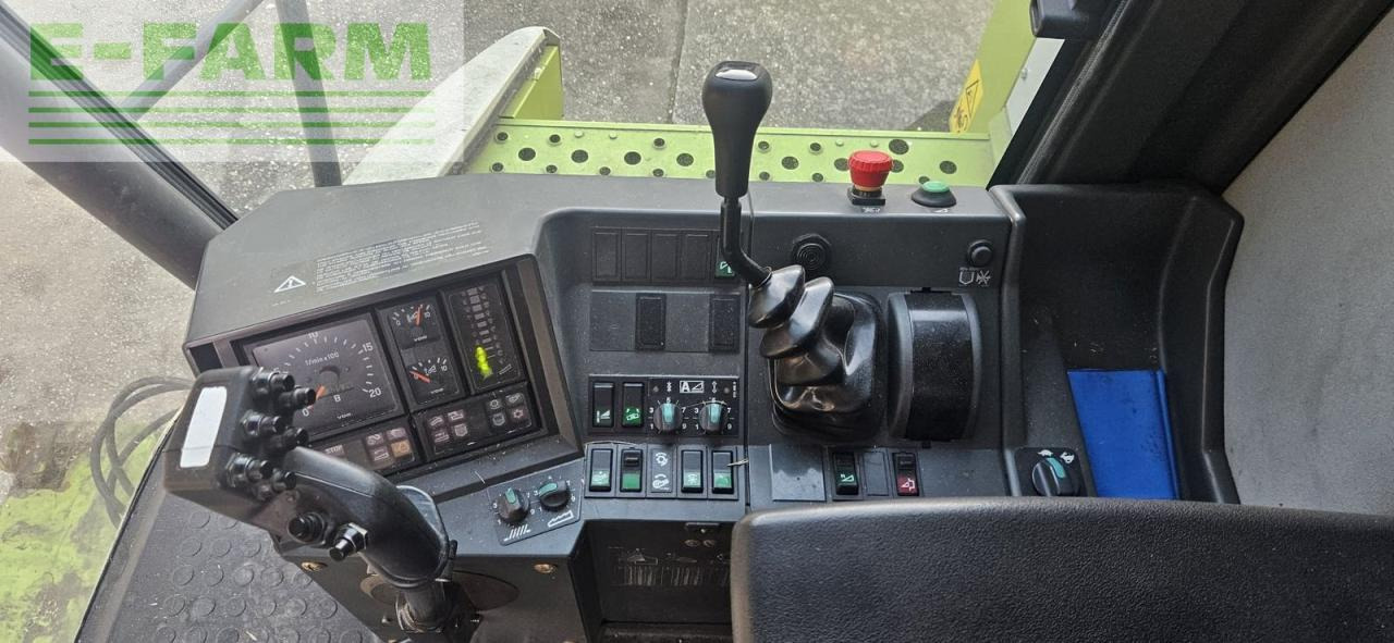 CLAAS medion 330 - Combine harvester: picture 4 CLAAS medion 330 - Combine harvester: picture 4
