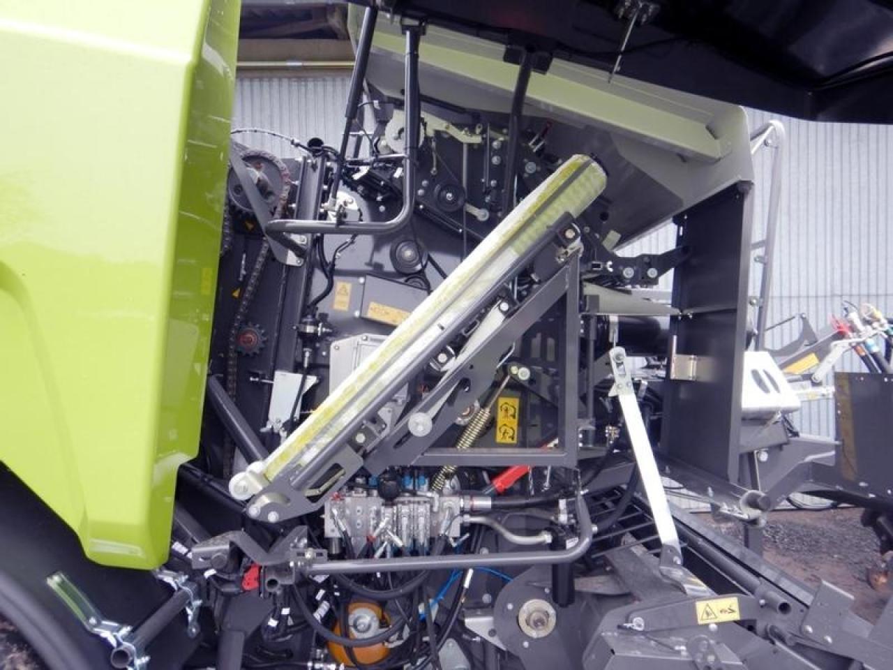 CLAAS rollant 454 uniwrap - Square baler: picture 4 CLAAS rollant 454 uniwrap - Square baler: picture 4