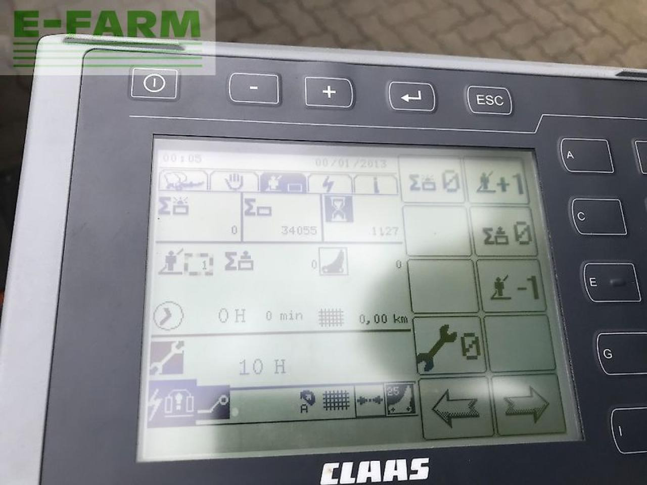 Square baler CLAAS rollant uniwrap 455: picture 7