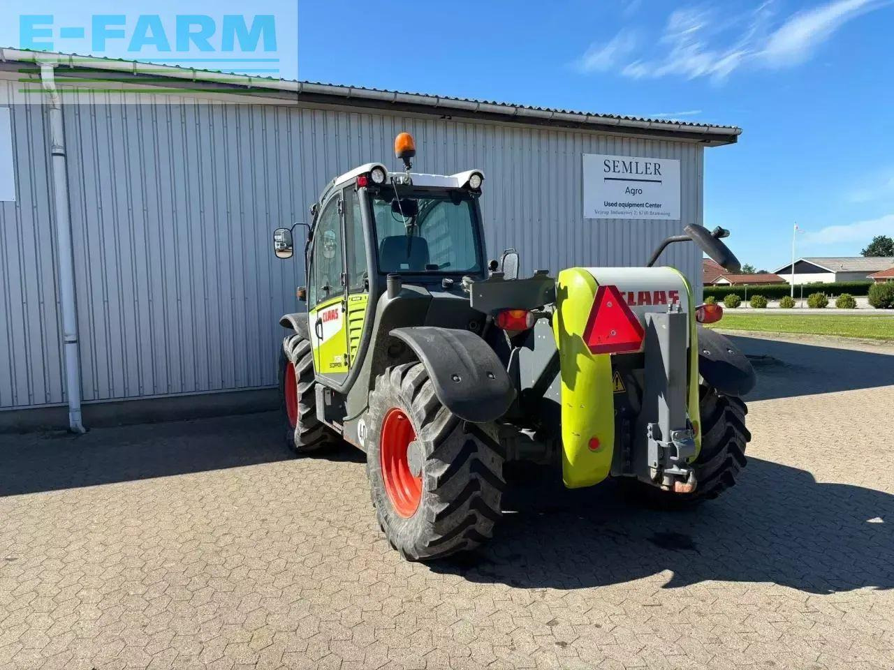 Telescopic handler CLAAS scorpion 7030: picture 11