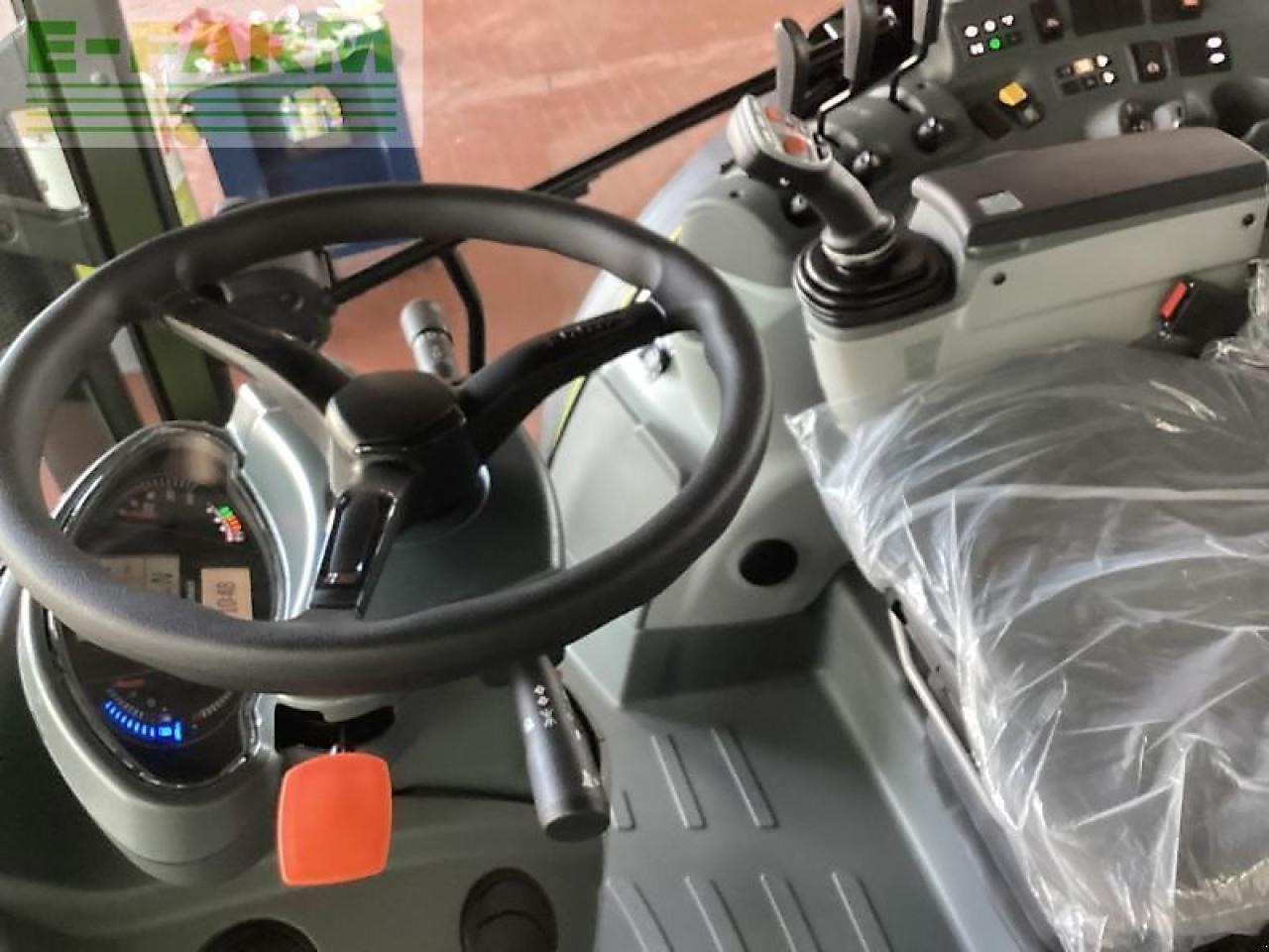 CLAAS traktor arion 420 adva - Farm tractor: picture 5 CLAAS traktor arion 420 adva - Farm tractor: picture 5