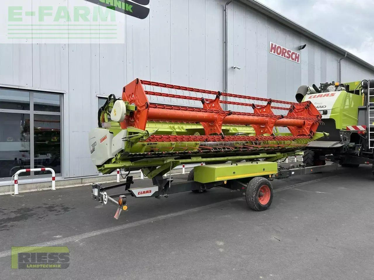 Combine harvester CLAAS tucano 430 vario 560 l34: picture 17