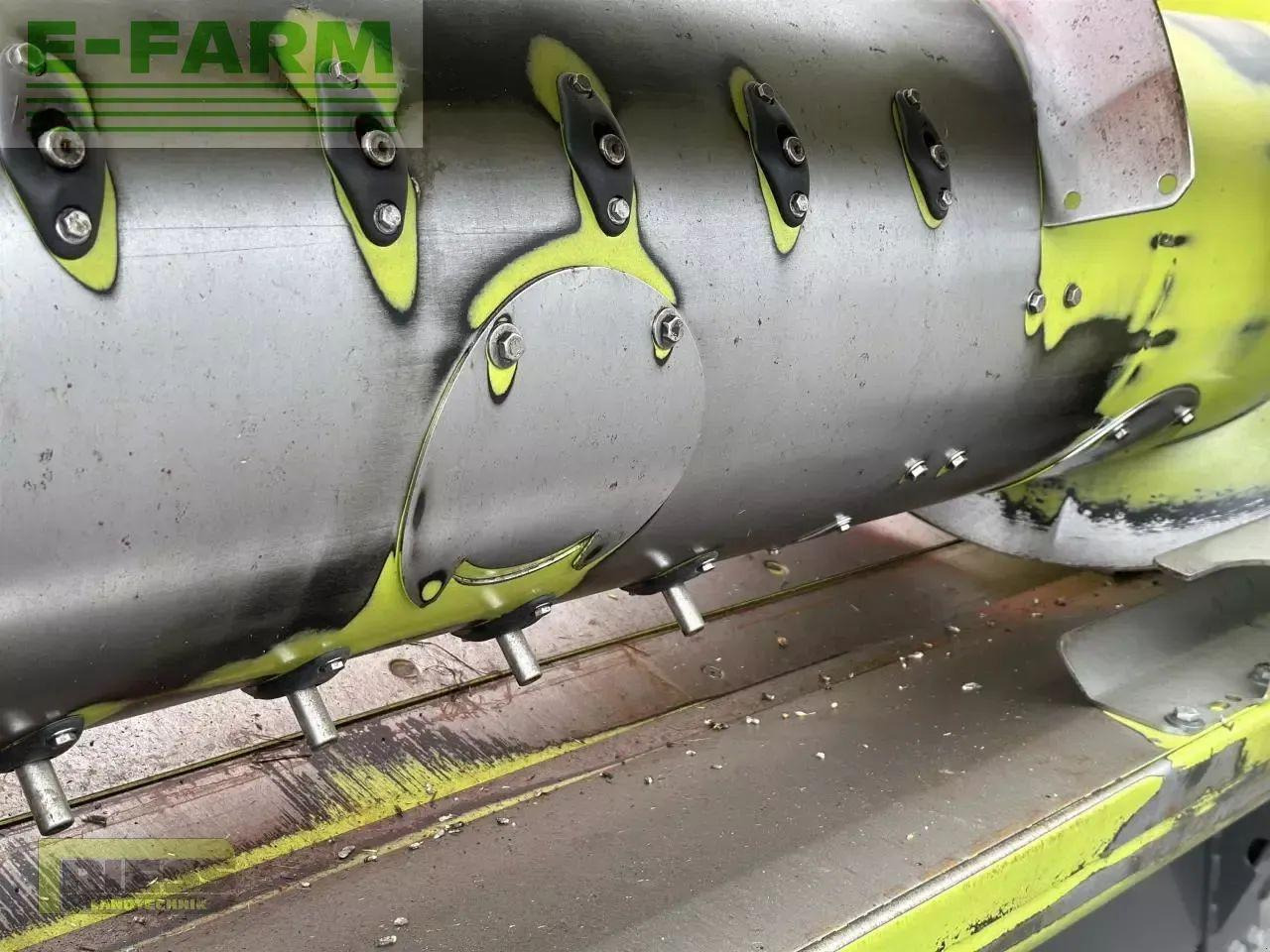 Combine harvester CLAAS tucano 430 vario 560 l34: picture 18