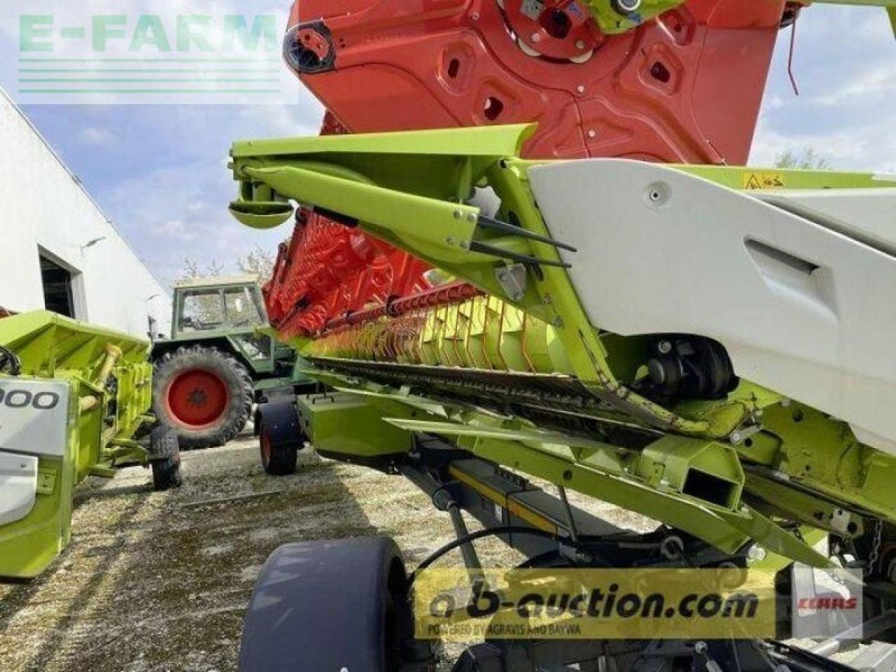 CLAAS v 1080+tw - Forage harvester attachment: picture 3 CLAAS v 1080+tw - Forage harvester attachment: picture 3