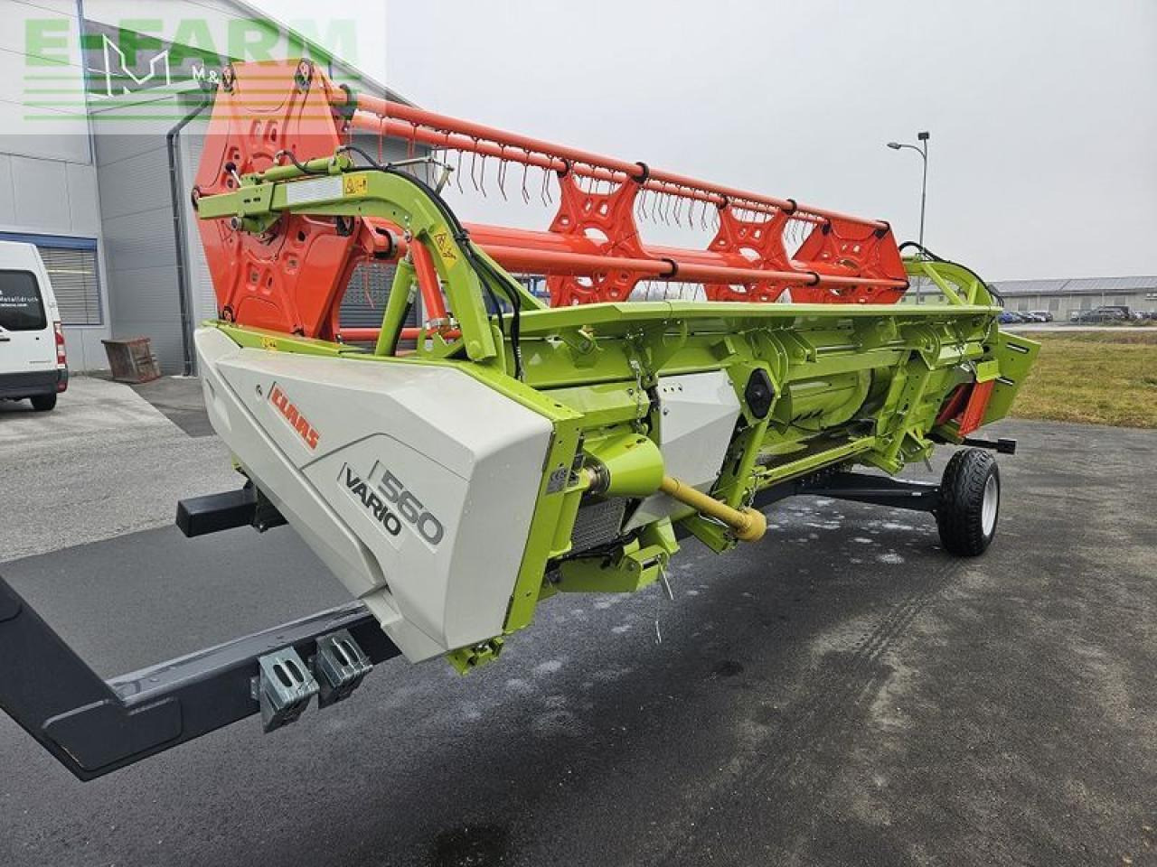 CLAAS vario 560 + rapstrenner + transportwagen - Combine header: picture 1 CLAAS vario 560 + rapstrenner + transportwagen - Combine header: picture 1