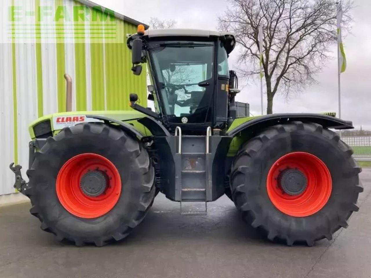 CLAAS xerion 3800 trac vc TRAC VC - Farm tractor: picture 5 CLAAS xerion 3800 trac vc TRAC VC - Farm tractor: picture 5