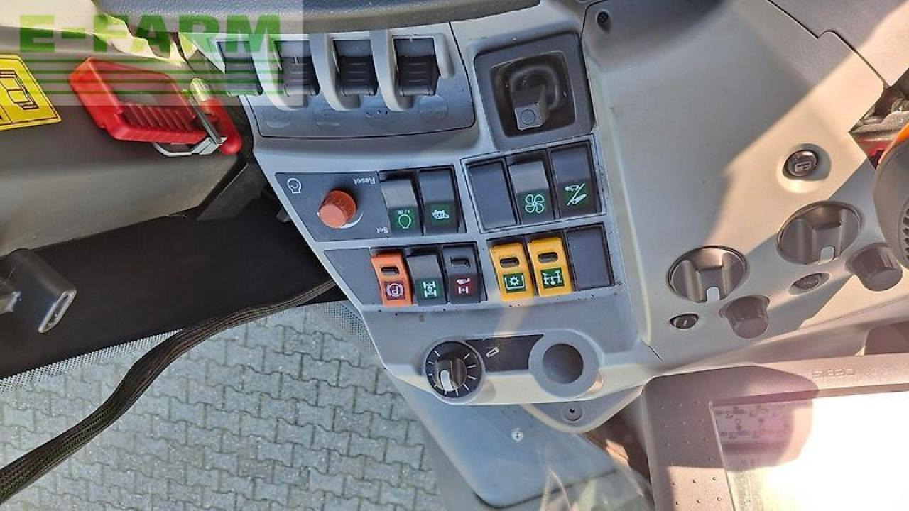 CLAAS xerion 4000 t vc - Farm tractor: picture 3 CLAAS xerion 4000 t vc - Farm tractor: picture 3