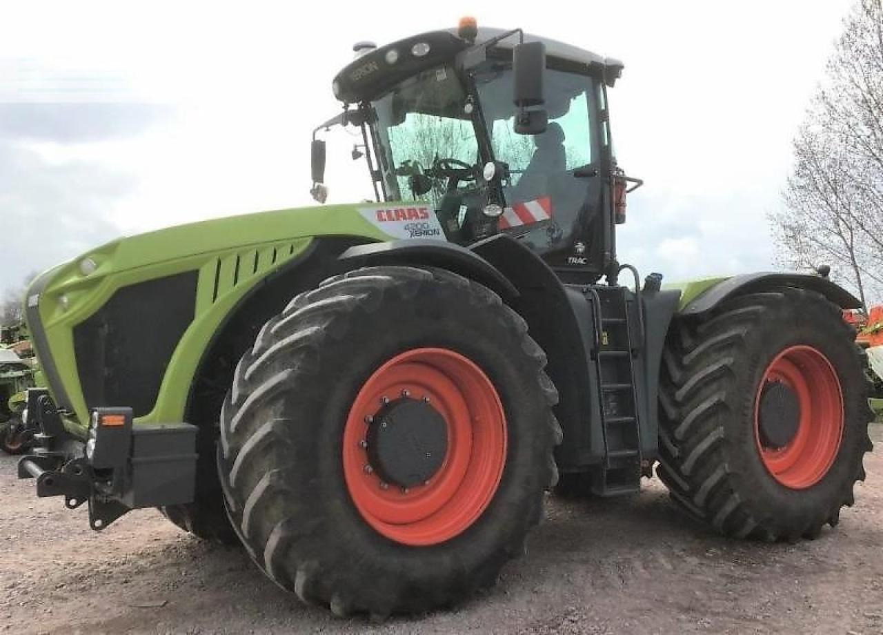 CLAAS xerion 4200 trac TRAC - Farm tractor: picture 1 CLAAS xerion 4200 trac TRAC - Farm tractor: picture 1