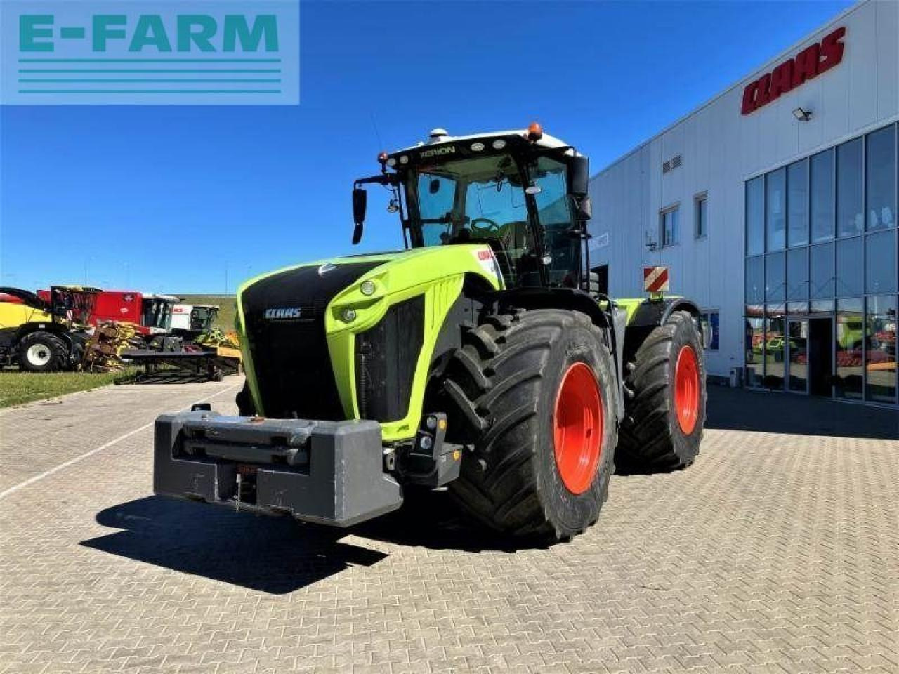 CLAAS xerion 5000 - Farm tractor: picture 1 CLAAS xerion 5000 - Farm tractor: picture 1