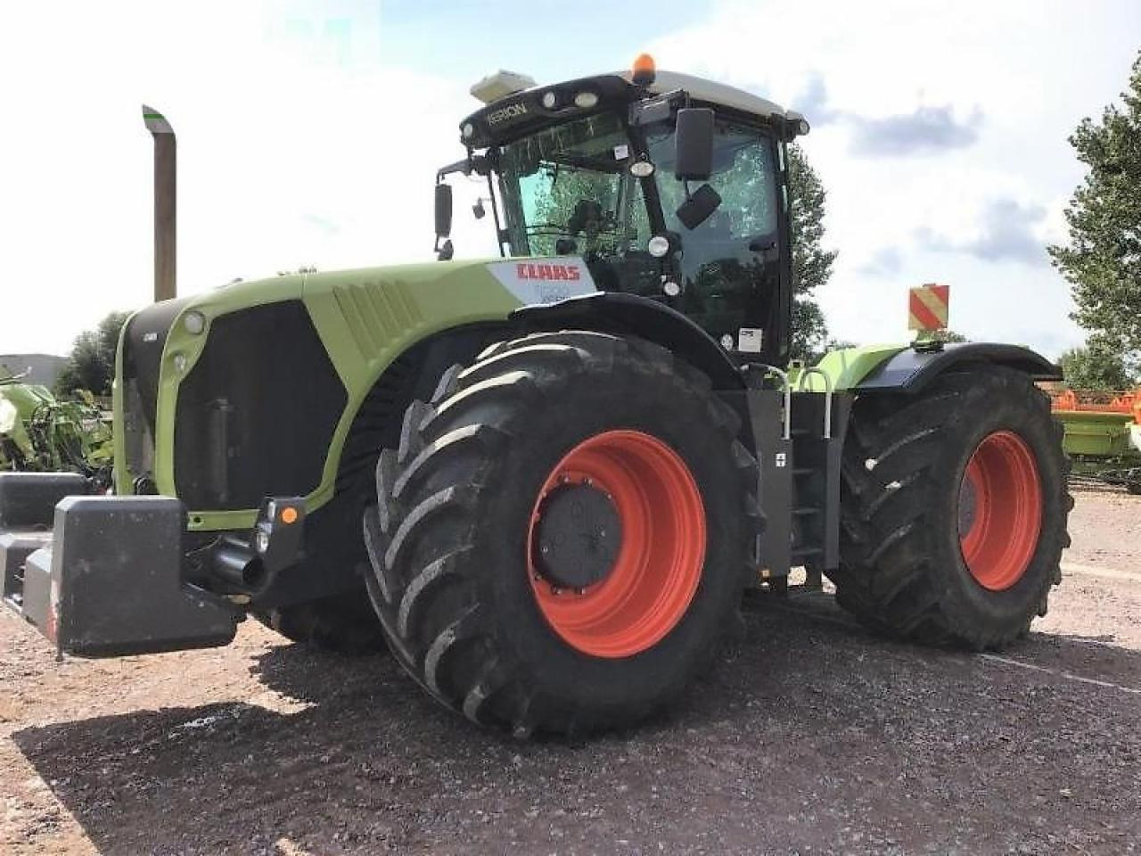 CLAAS xerion 5000 trac TRAC - Farm tractor: picture 1 CLAAS xerion 5000 trac TRAC - Farm tractor: picture 1