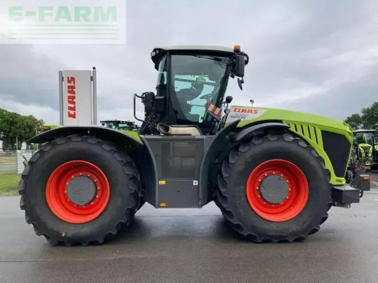 CLAAS xerion 5000 trac vc TRAC VC - Farm tractor: picture 5 CLAAS xerion 5000 trac vc TRAC VC - Farm tractor: picture 5