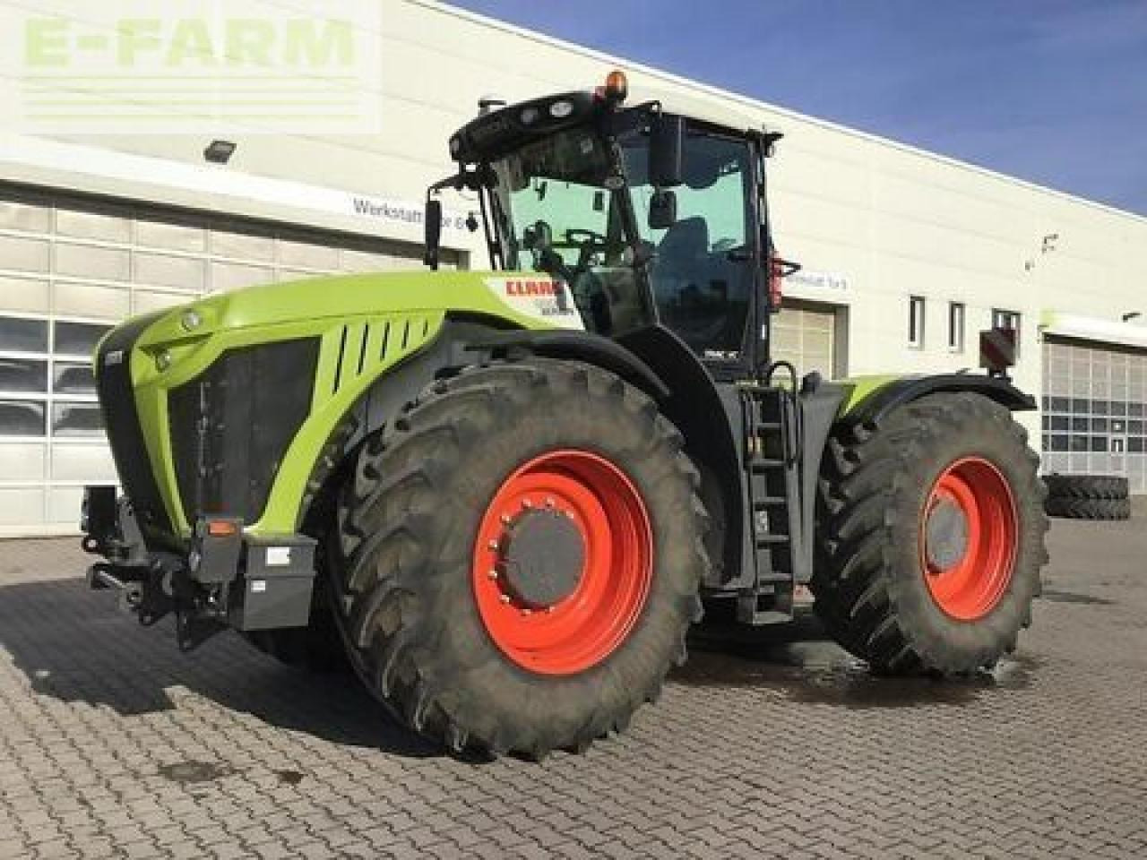 CLAAS xerion 5000 trac vc TRAC VC - Farm tractor: picture 1 CLAAS xerion 5000 trac vc TRAC VC - Farm tractor: picture 1