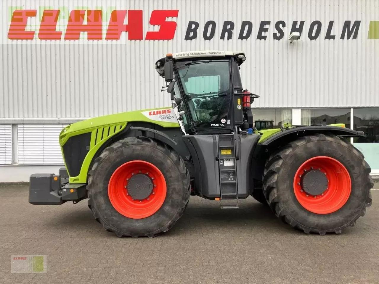 CLAAS xerion 5000 trac vc TRAC VC - Farm tractor: picture 1 CLAAS xerion 5000 trac vc TRAC VC - Farm tractor: picture 1